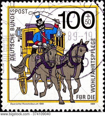 02 08 2020 Divnoe Stavropol Krai Russia The Postage Stamp Germany 1989 Charity Stamps - Post Deliver
