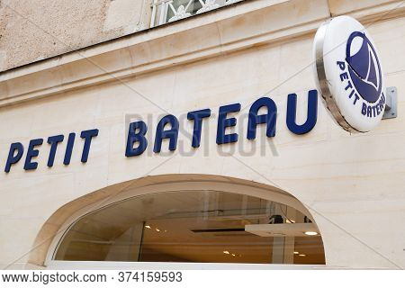 Bordeaux , Aquitaine / France - 06 20 2020 : Petit Bateau Store Sign Logo Of French Baby And Childre