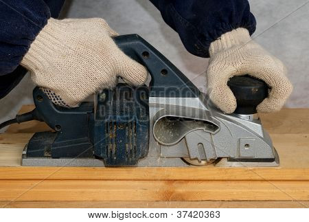 hobeln das Holz