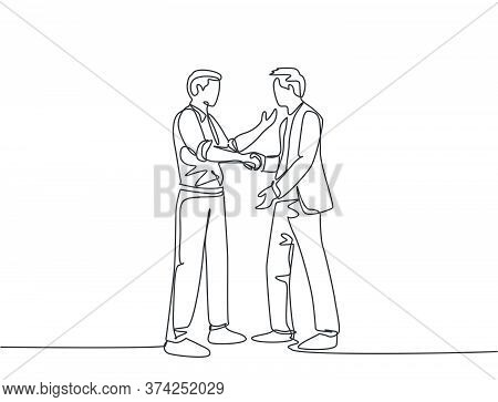 Single Line Drawing Of Businessmen Handshaking His Business Partner After Their Project Goal. Great 
