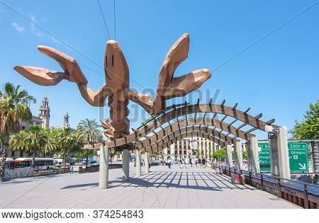 Barcelona Promenade And Lobster Sculpture, Spain - June 2019