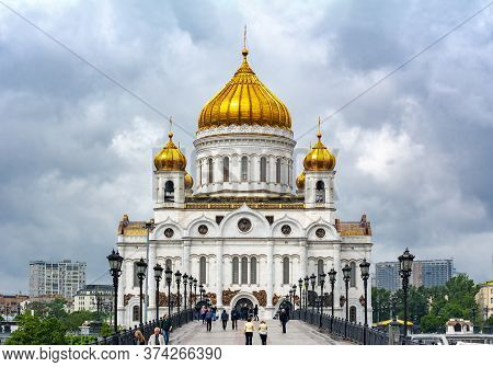 Cathedral Of Christ The Savior (khram Khrista Spasitelya), Moscow, Russia - June 2019