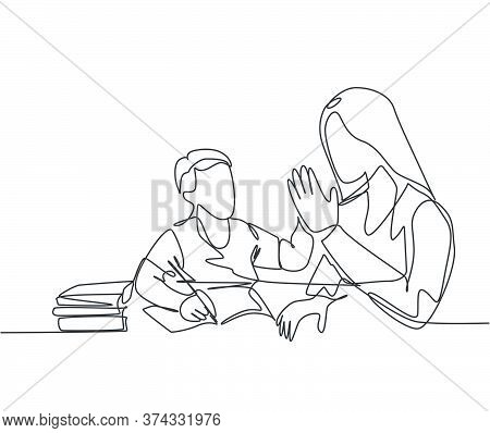 One Single Line Drawing Of Young Happy Mother Accompany Her Kid Studying And Reading A Book While Gi