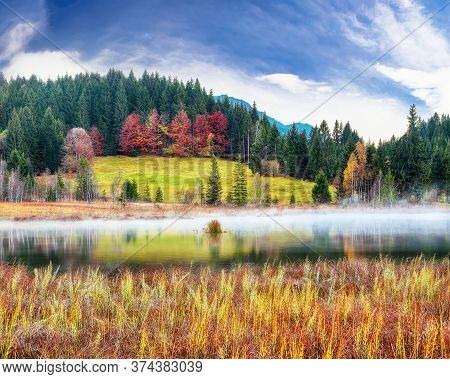 Marvelous View Of Wagenbruchsee (geroldsee) Lake With Karwendelspitze Mountain Range On Background. 