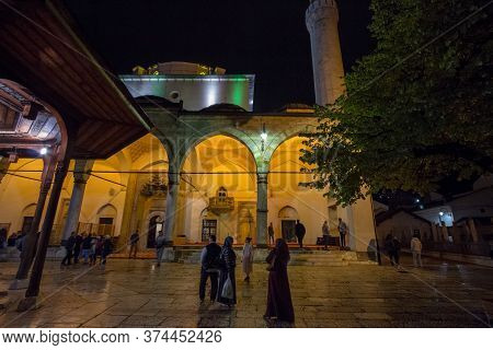 Sarajevo, Bosnia Herzegovina - April 15, 2017: People Praying In Front Of Gazi Husrev Begova Mosque 