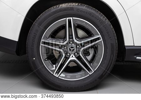 Novosibirsk/ Russia - April 28 2020: Mercedes-benz Gle-class,car Wheel On  White  Car - Close Up