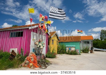 เคบินศิลปินที่เกาะชาโตว์เดอ Oleron ในประเทศฝรั่งเศส
