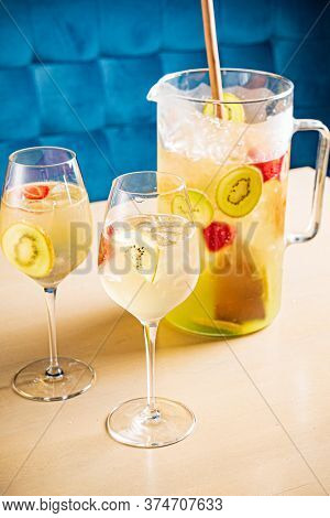 summr lemonade with kiwi fruits and strawberries