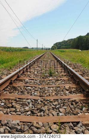 Wooden Sleepers For Railway Tracks
