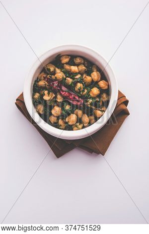 Spinach Chickpea Dry Curry / Palak Chana Sukhi Masala Sabzi