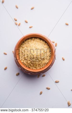 Raw Broken Wheat Or Daliya Or Dalia, Selective Focus