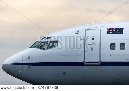 Avalon, Australia - February 27, 2015: Royal Australian Air Force (raaf) Boeing 737-7df Vip Transpor