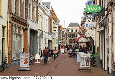 Kampen. February-19-2014. Shopping Street In The Center Of Kampen. The Netherlands