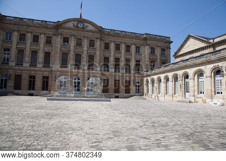 Bordeaux , Aquitaine / France - 11 10 2016 : Bordeaux Town Center Palais Rohan City Hall In France