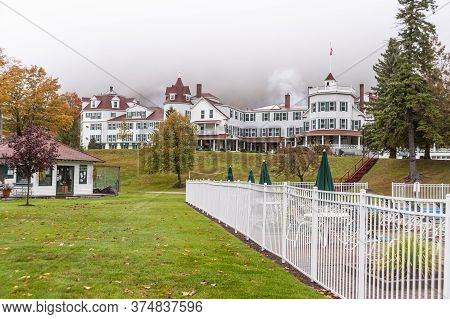 Dixville Notch, New Hampshire, Usa - October 1, 2009: Overcast Morning At The Balsams Hotel, One Of 