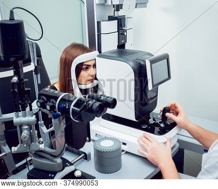 Consultation With An Ophthalmologist. Medical Equipment. Coreometry.