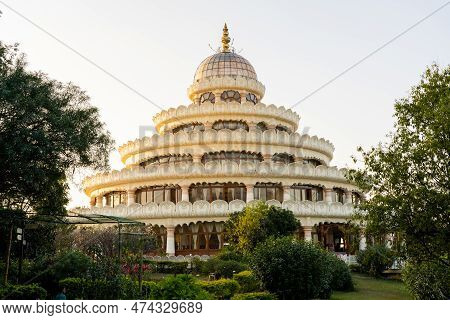 Bangalore, India - 09.01.2023: Close Up Of A Beautiful Roof Architecture Of The Art Of Living Ashram