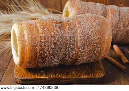 Kurtosh Kolach, Traditional Hungarian And Romanian Street Food