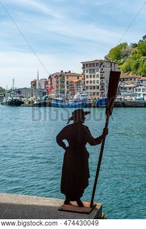 Pasaia, Spain - April 10, 2022: Statue Of Female Boatmen In Pasaia To Honor The Women Doing This Job