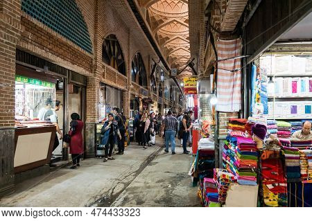 Tehran, Iran - June, 2018: Grand Bazaar In Tehran City, Iran. The Grand Bazaar Is An Old Historical 