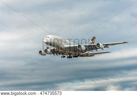 London, England - August 22, 2016: A6-apf Etihad Airways Airbus A380 Landing In London Heathrow Inte