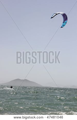 Kitesurfing