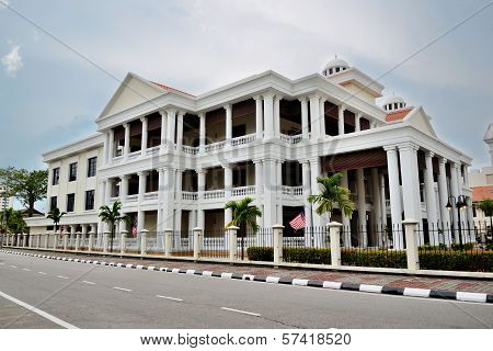 Mahkamah Tinggi