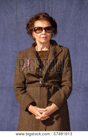 Leslie Caron  at the star ceremoney for Leslie Caron into the Hollywood Walk of Fame, Hollywood, CA. 12-08-09