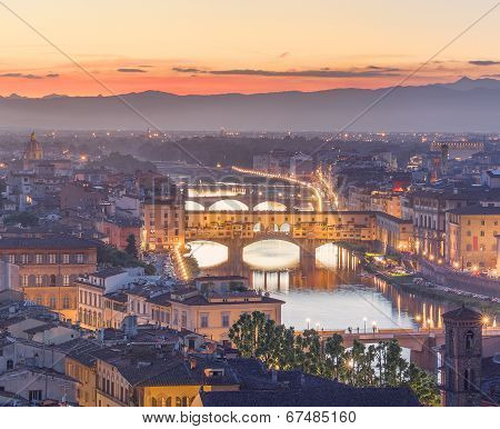 Arno River and Ponte Vecchio at sunset, Florence
