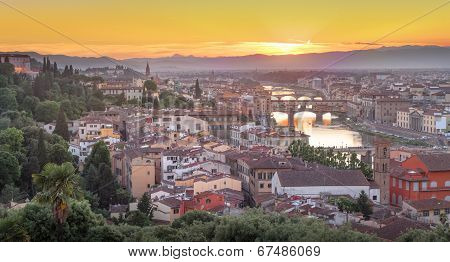 Arno River and Ponte Vecchio at sunset, Florence
