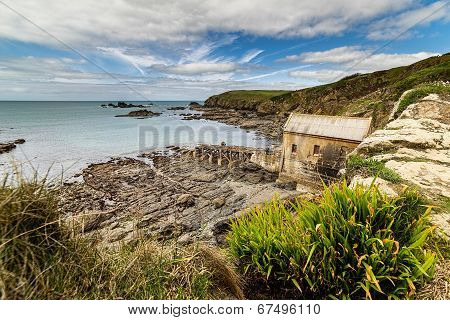 Lizard point overlooking Polpeor cave