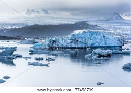 Fjallsarlon Iceberg Lake