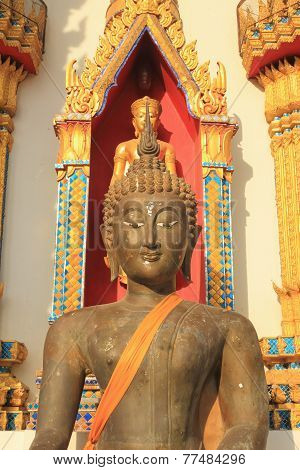 Buddha statue at Wat Nong Sano