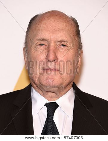 LOS ANGELES - FEB 02:  Robert Duvall arrives to the Oscar Nominee Reception  on February 2, 2015 in Beverly Hills, CA                