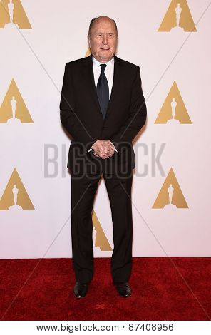 LOS ANGELES - FEB 02:  Robert Duvall arrives to the Oscar Nominee Reception  on February 2, 2015 in Beverly Hills, CA                