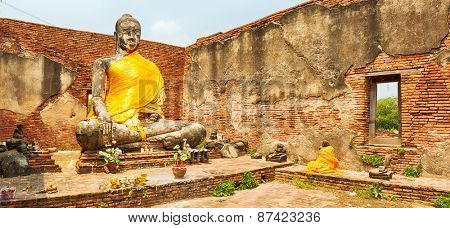 Buddha statue in Wat Worachetharam. Ayutthaya historical park. Panorama