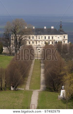 Pidhirtsi Castle