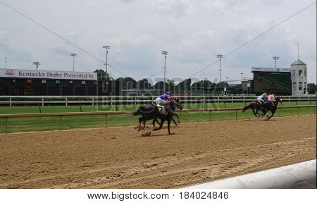 Churchill Downs horse race, May 27th, 2016