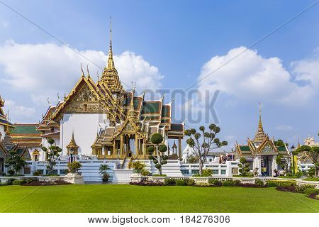 Phra Tinang Aporn Phimok Prasat Pavillion In The Grand Palace