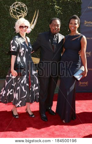 LOS ANGELES - APR 30:  Lissa Reynolds, James Reynolds, Vanessa WIlliams at the 44th Daytime Emmy Awards - Arrivals at the Pasadena Civic Auditorium on April 30, 2017 in Pasadena, CA