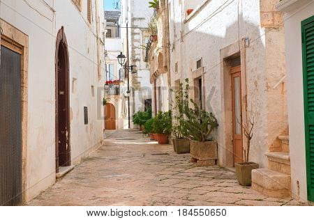 Characteristic alleyway of Locorotondo. Puglia. Southern Italy.