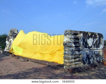 Buddha sdraiato