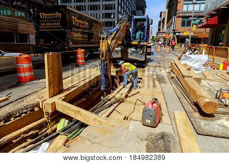 New York City, Usa - 04, 2017 : Road Works In Manhattan And Road Construction