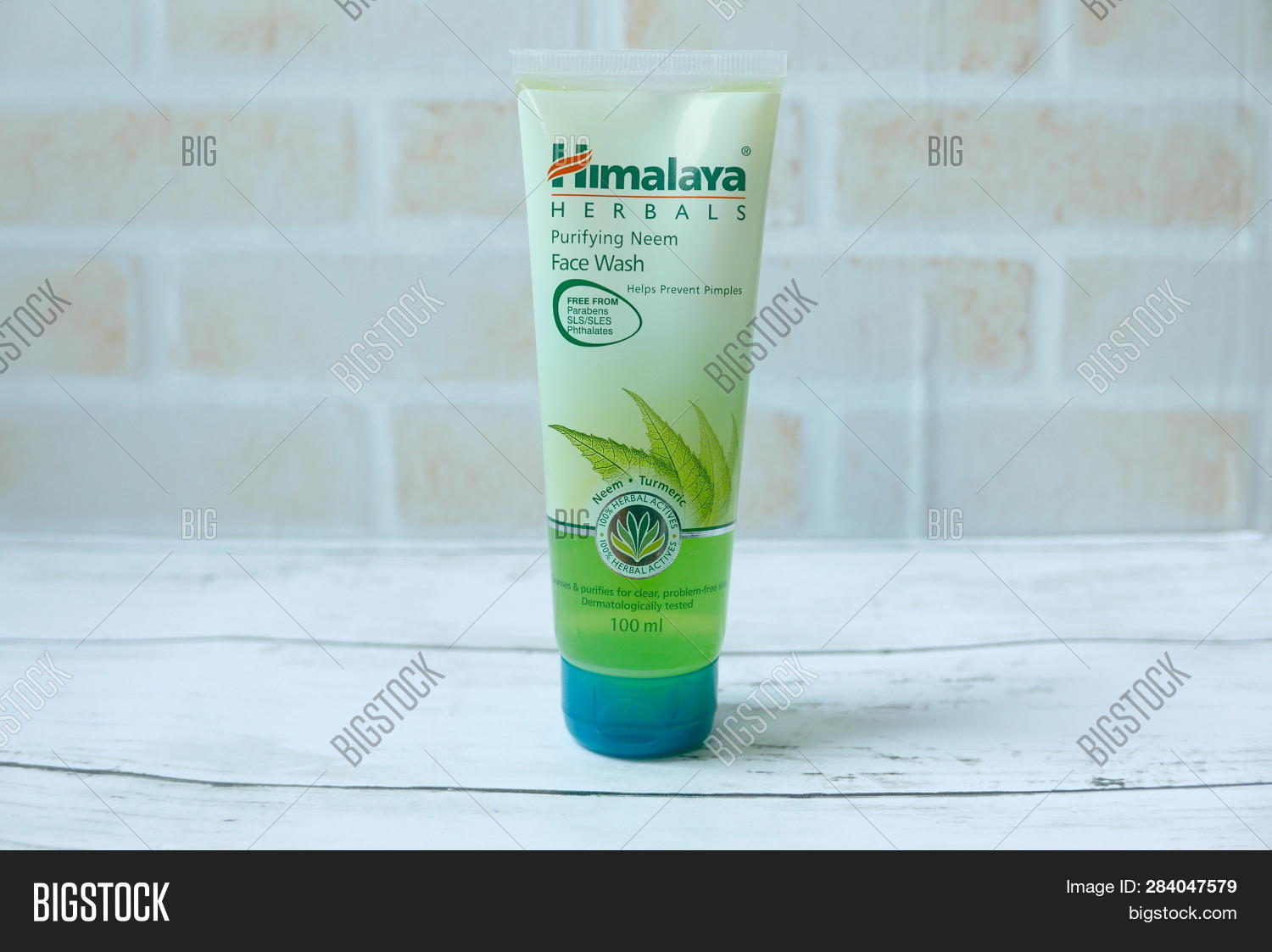 seri face wash for pimples