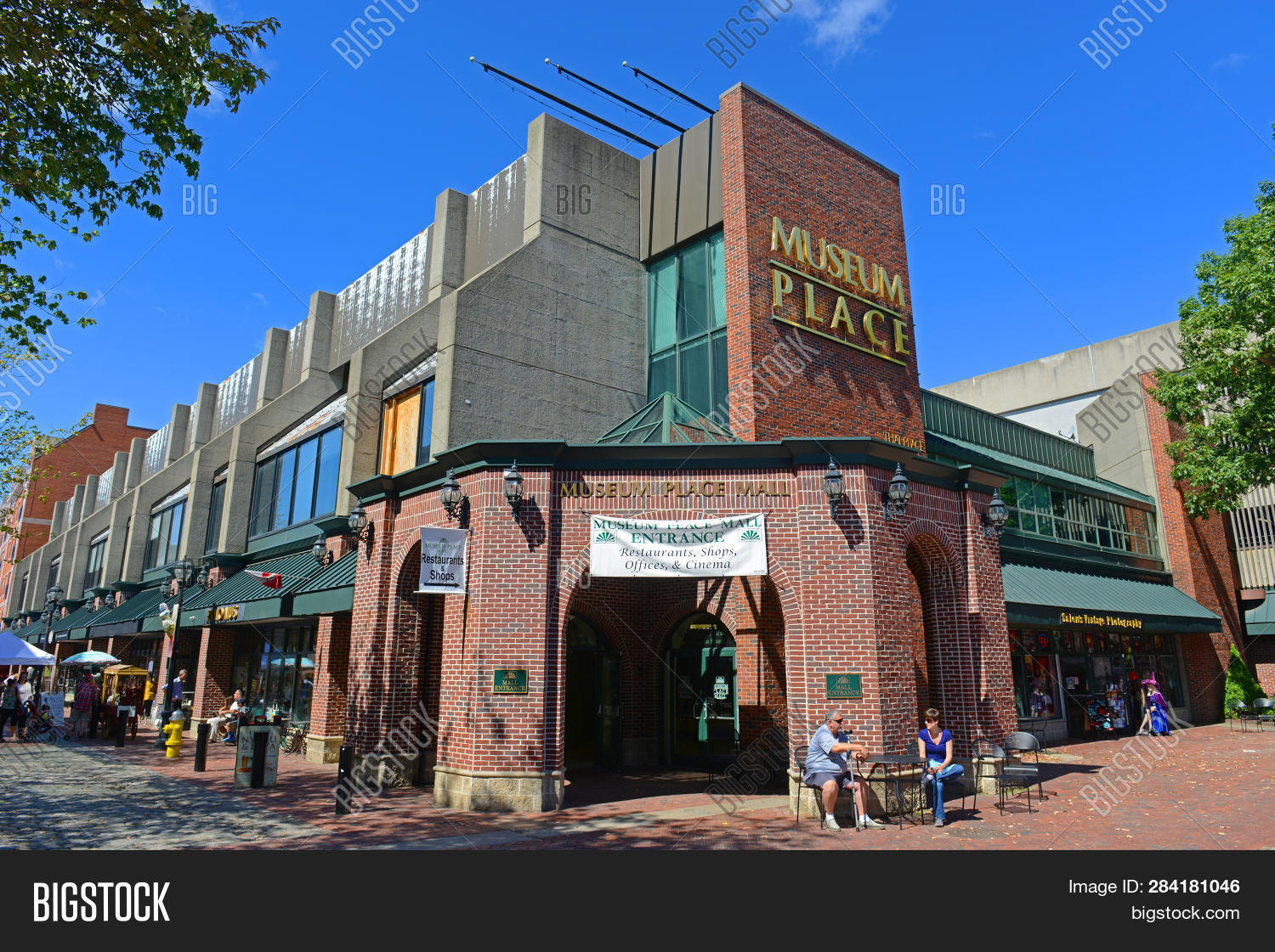 Salem, Ma, Usa Sep 7 Image & Photo (Free Trial) Bigstock