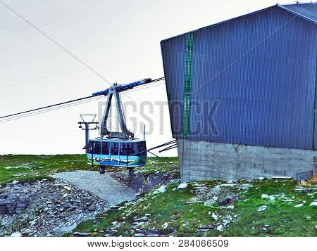 Aerial Cableway Iltios-chaserrugg Or Luftseilbahn Iltios-chäserrugg, Unterwasser - Canton Of St. Gal