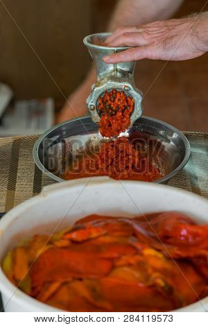 Grinding Paprika For Ajvar
