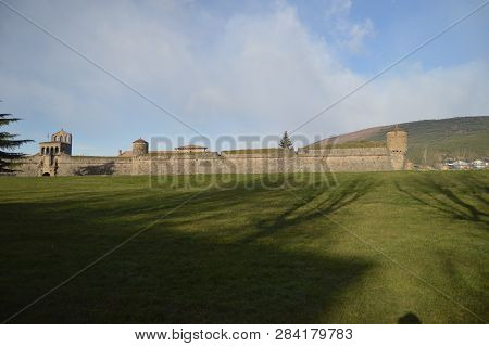 Beautiful Walls Of The Citadel In Jaca. Travel, Landscapes, Nature, Architecture. December 27, 2014.