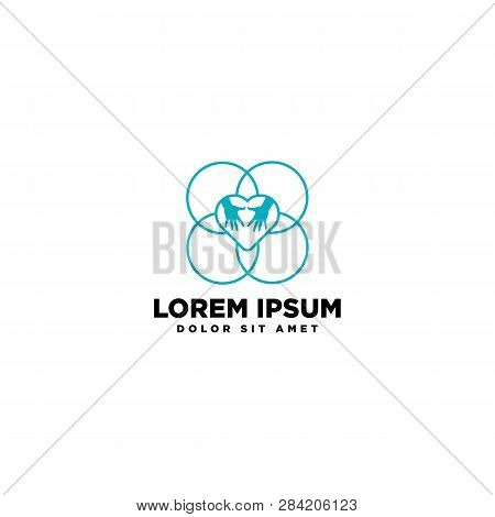 Momy And Child, Children Care Logo Template Vector Isolated