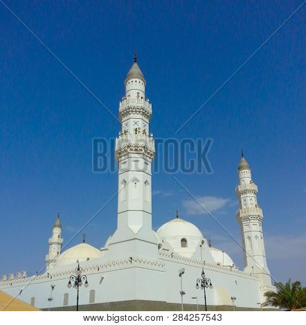 Qiblatain Mosque, One Of The Most Popular Mosque In Medina, Saudi Arabia. Pilgrim Usually Come To Th